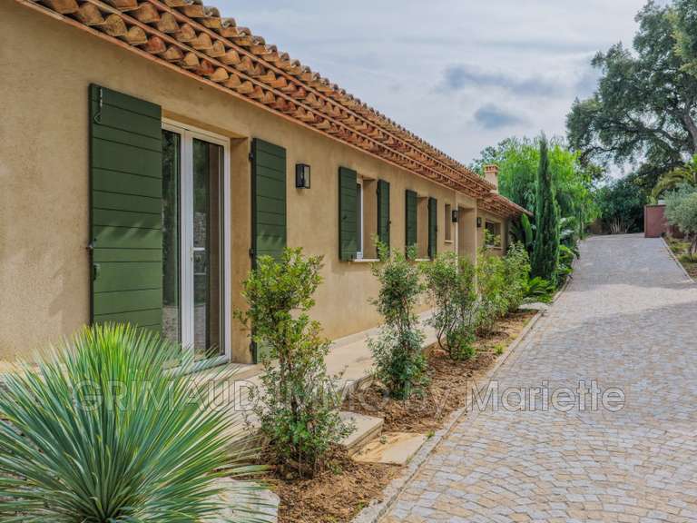 Maison La Garde-Freinet - 8 chambres - 250m²