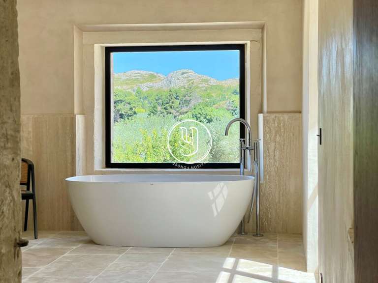 House Saint-Rémy-de-Provence - 8 bedrooms - 1213m²