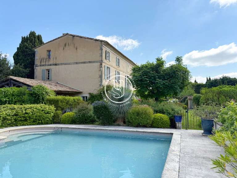 Maison Saint-Rémy-de-Provence - 5 chambres - 378m²