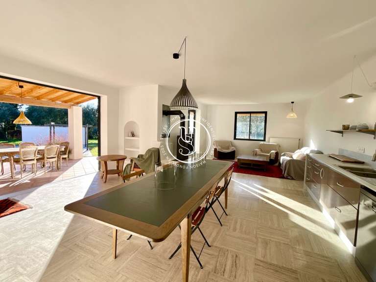 Maison Uzès - 3 chambres - 161m²