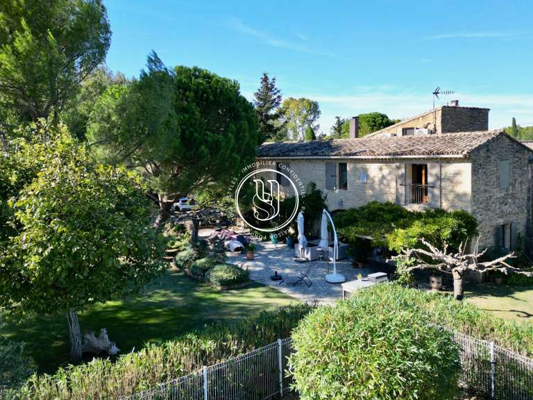 House Uzès - 11 bedrooms - 529m²