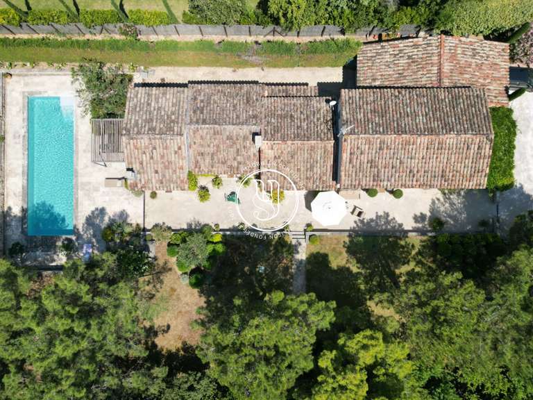 Maison Saint-Rémy-de-Provence - 4 chambres - 207m²