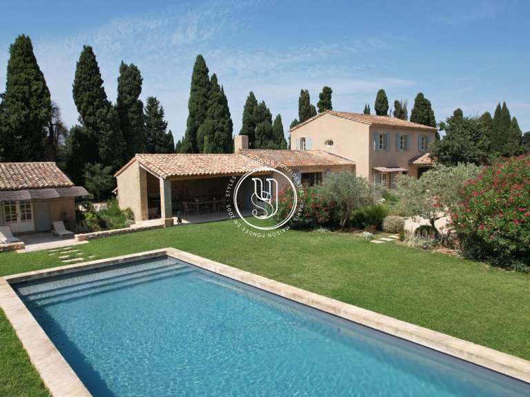 Maison Eygalières - 6 chambres - 222m²