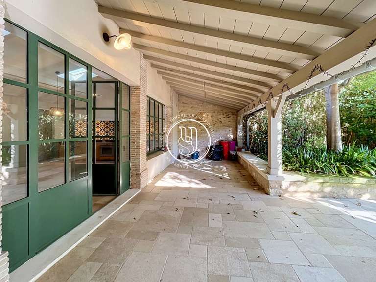 Maison Saint-Rémy-de-Provence - 5 chambres - 210m²