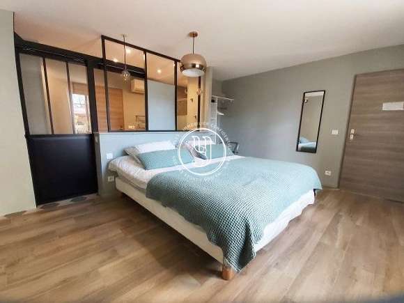 Maison Uzès - 9 chambres - 397m²