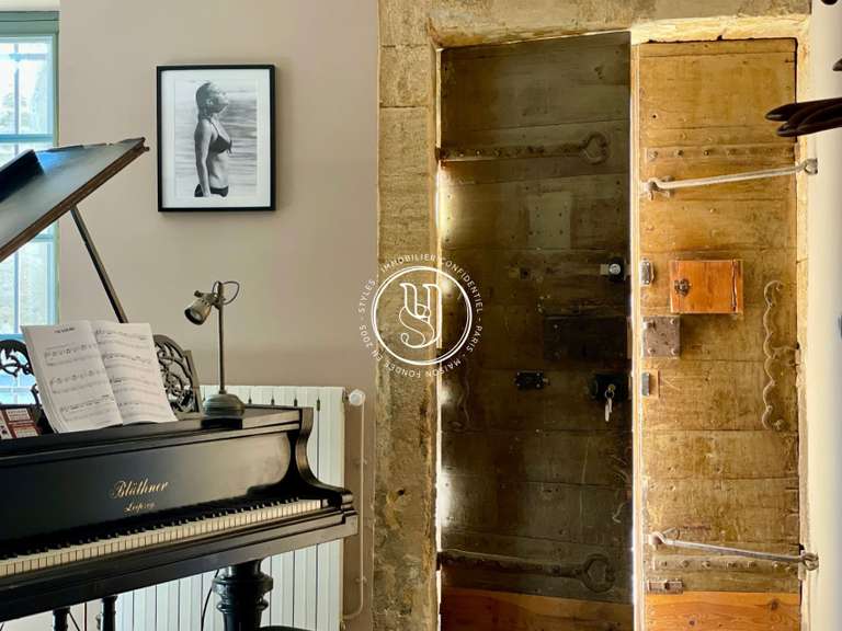 Maison Uzès - 8 chambres - 361m²