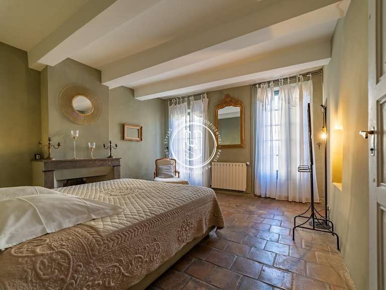 Maison Uzès - 8 chambres - 361m²