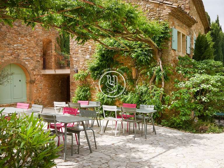Maison Uzès - 13 chambres - 710m²
