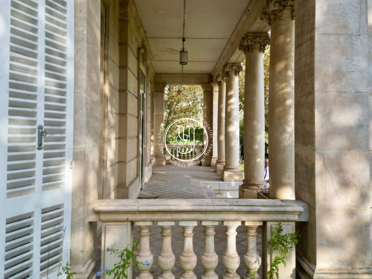 Maison Mouriès