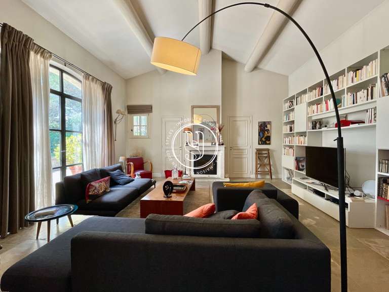 Maison Eygalières - 4 chambres - 207m²