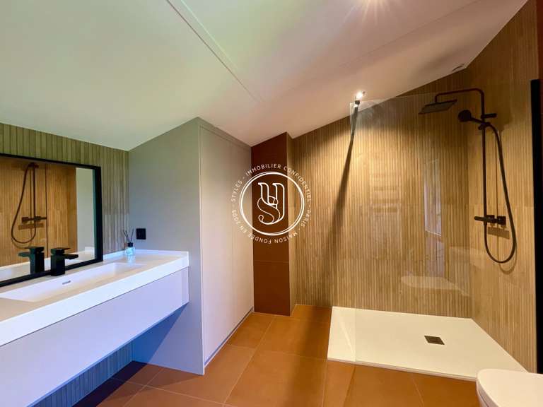 Maison Uzès - 5 chambres - 303m²