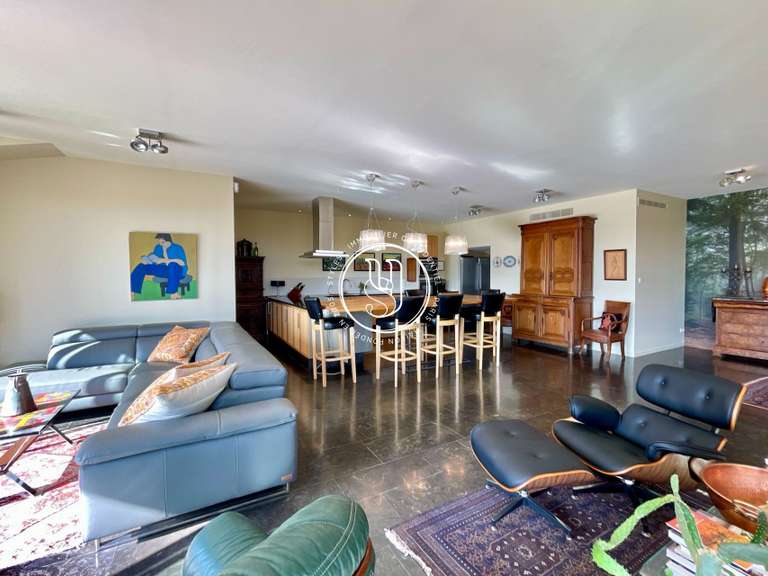 Maison Uzès - 7 chambres - 329m²