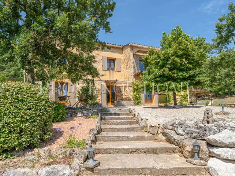 Maison Murs - 7 chambres - 200m²