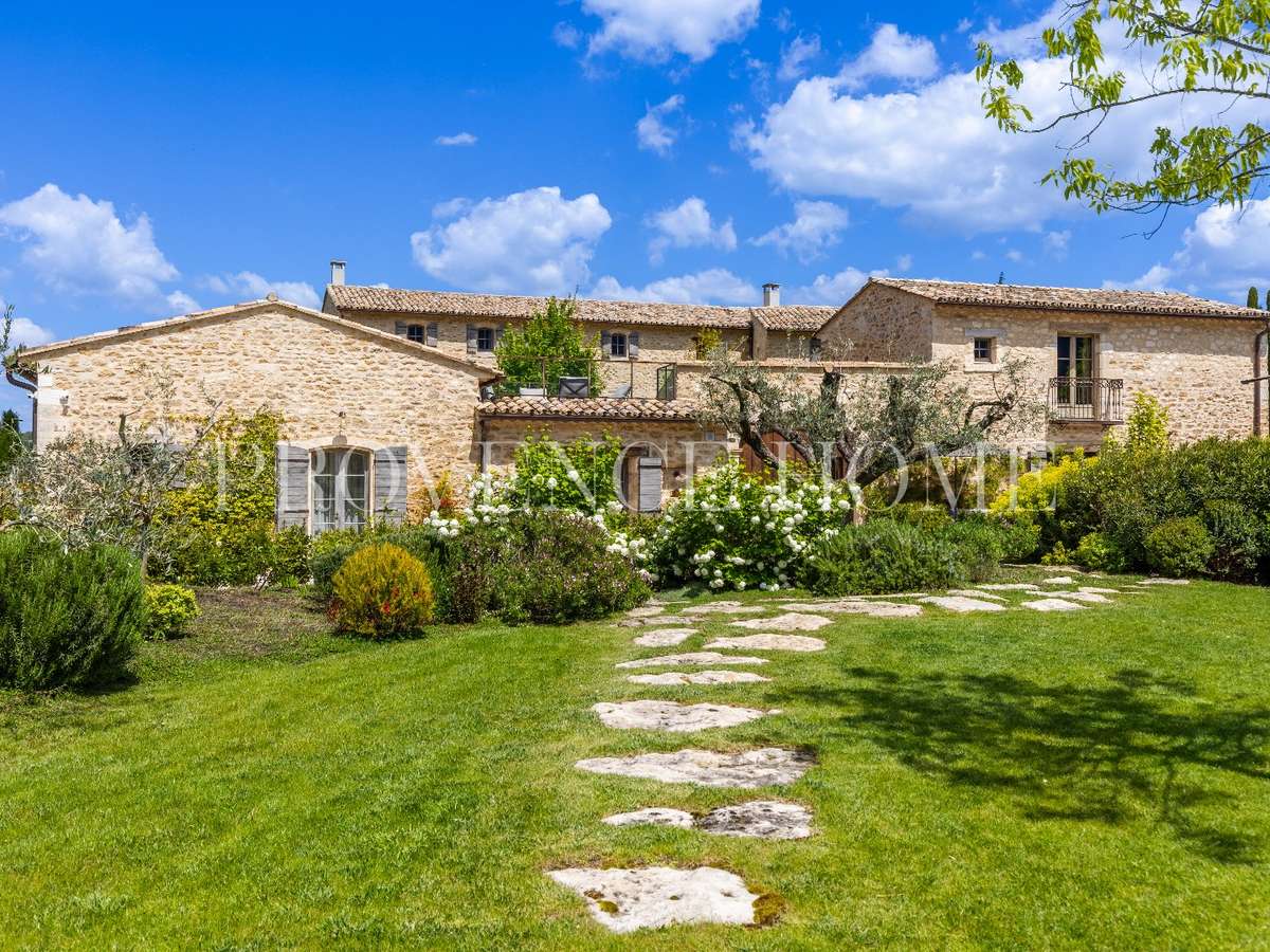 House Oppède