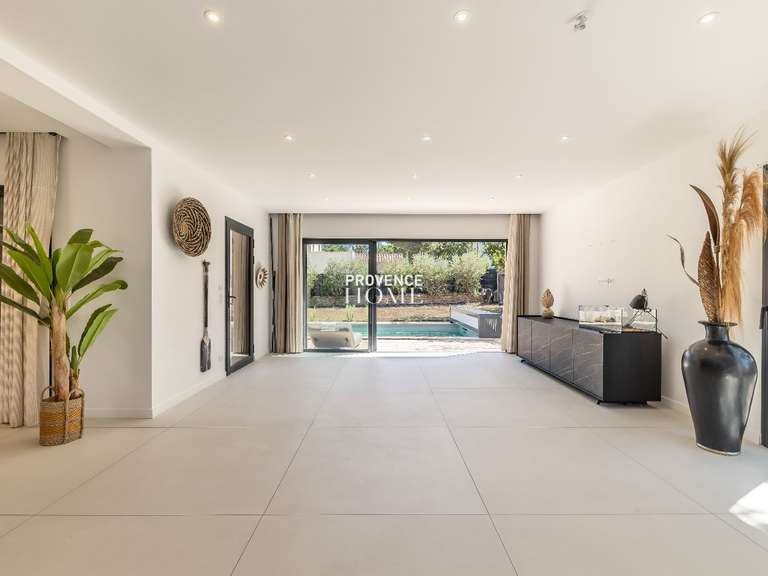 Maison Oppède - 3 chambres - 160m²