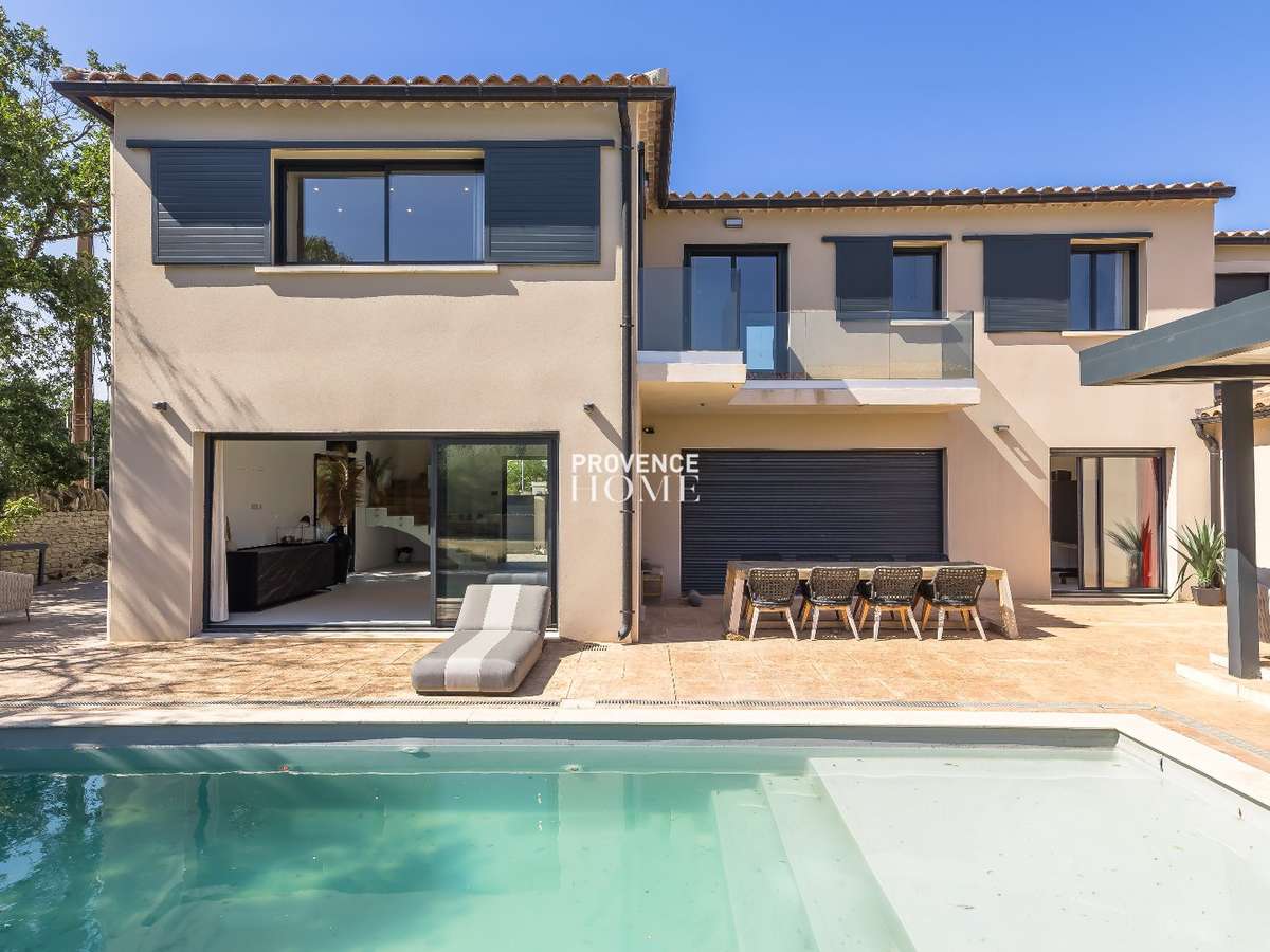 House Oppède