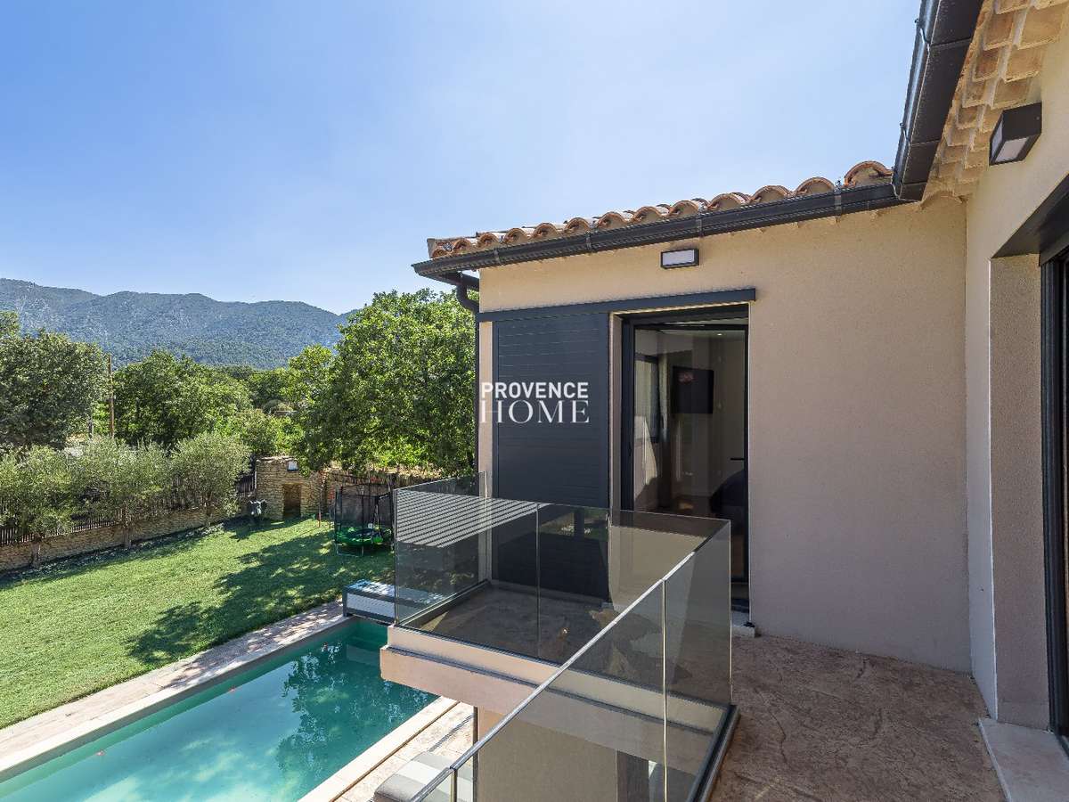 House Oppède
