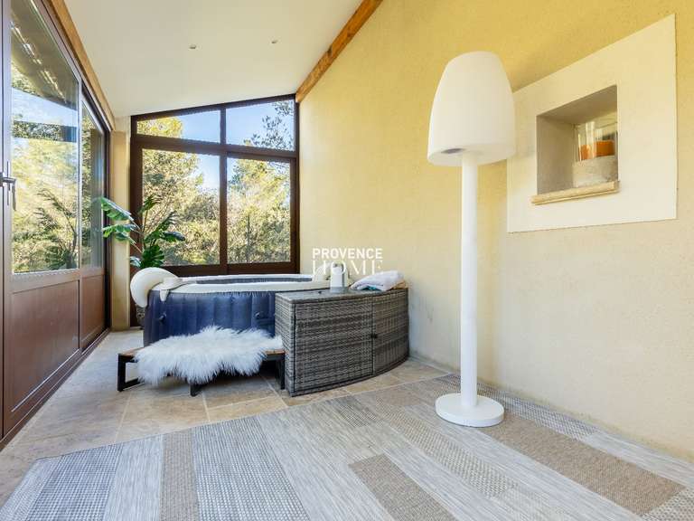 Maison Cabrières-d'Avignon - 4 chambres - 270m²