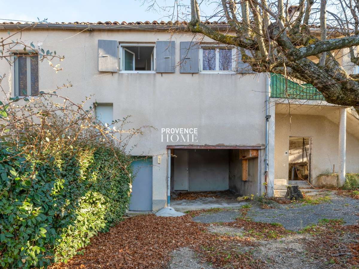 House Bonnieux