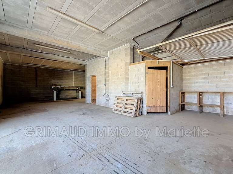 Maison La Môle - 3 chambres - 278m²