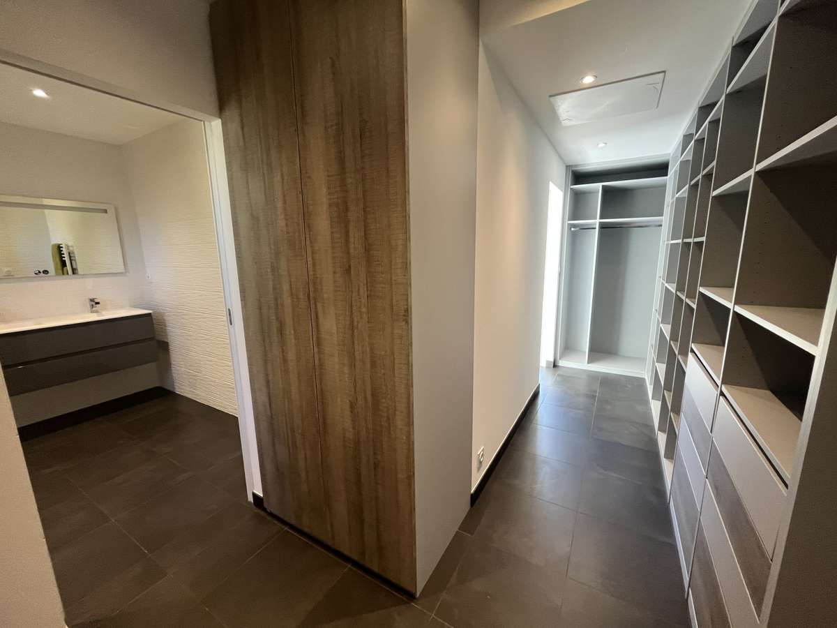House Meucon