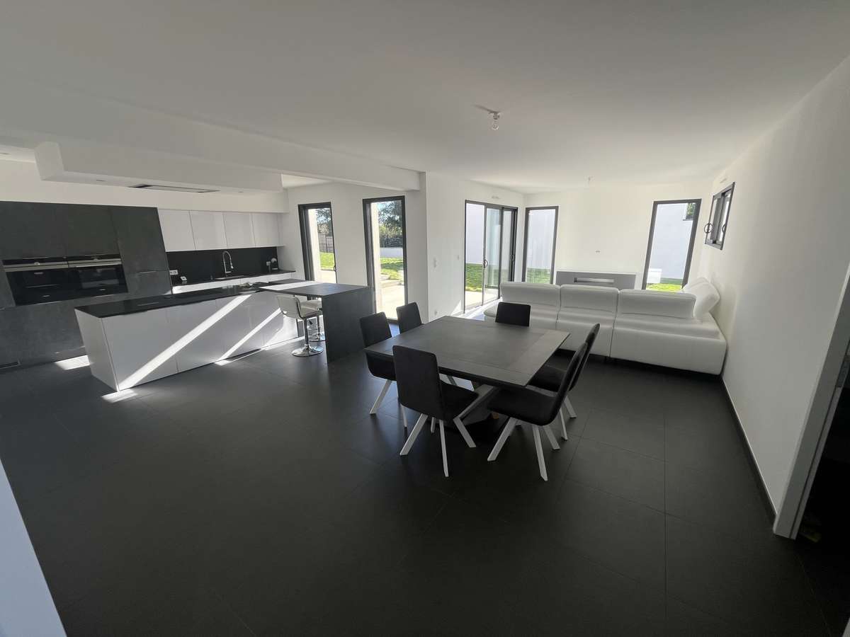 House Meucon