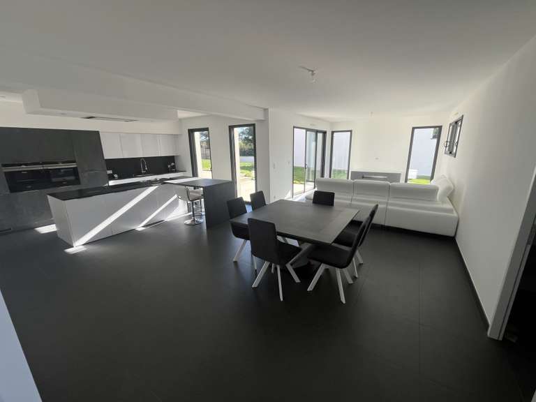 House Meucon - 5 bedrooms