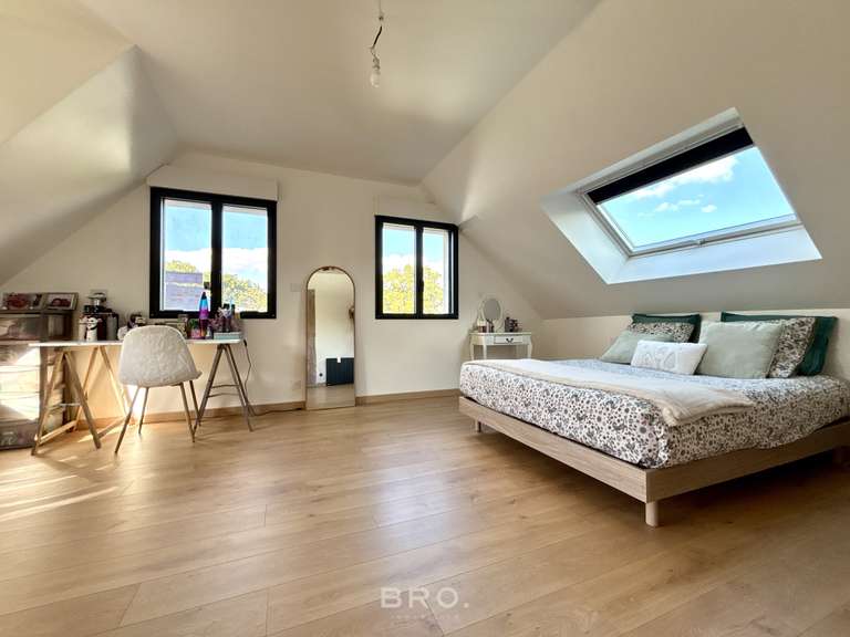 Maison Surzur - 5 chambres - 279m²