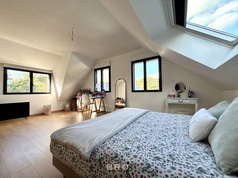 Maison Surzur - 5 chambres - 279m²