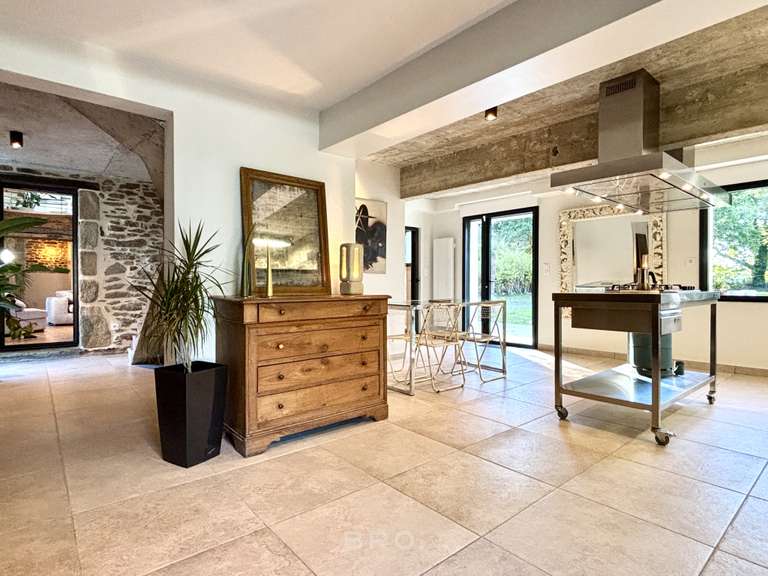 Maison Surzur - 5 chambres - 279m²