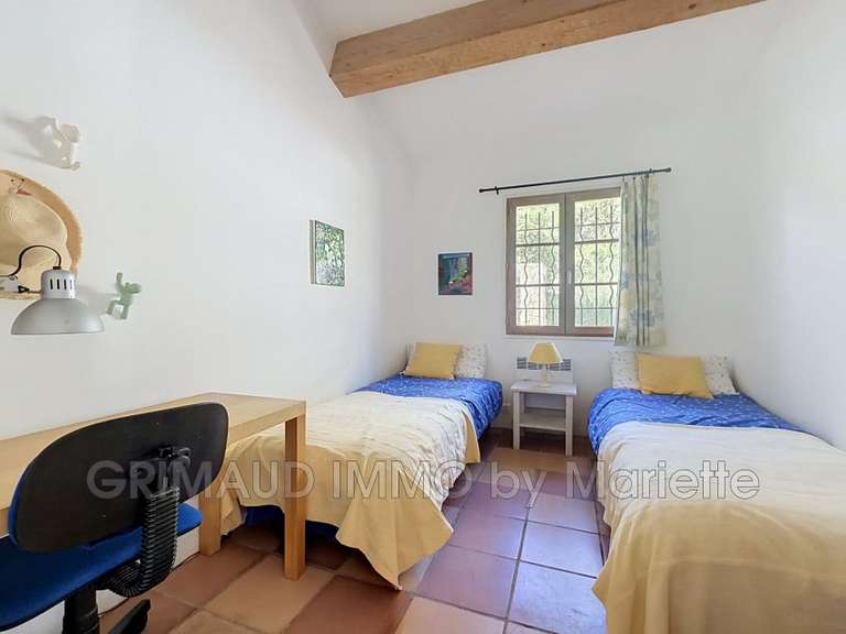 Maison Plan-de-la-Tour - 4 chambres - 145m²