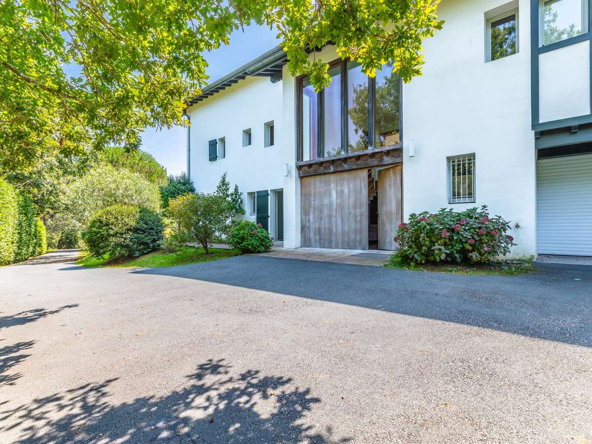Maison Bassussarry