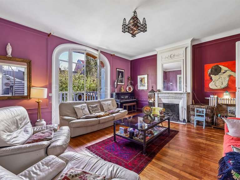 Maison Clamart - 5 chambres - 271m²