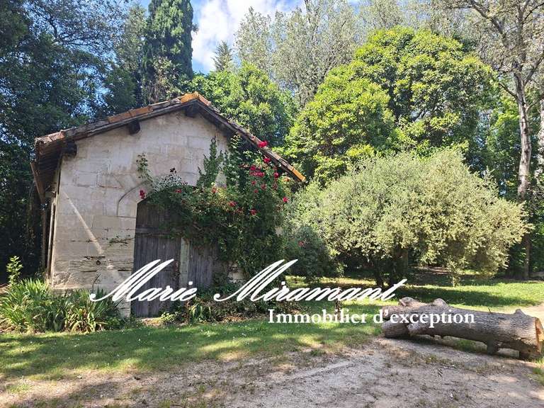 Maison Arles - 9 chambres - 600m²