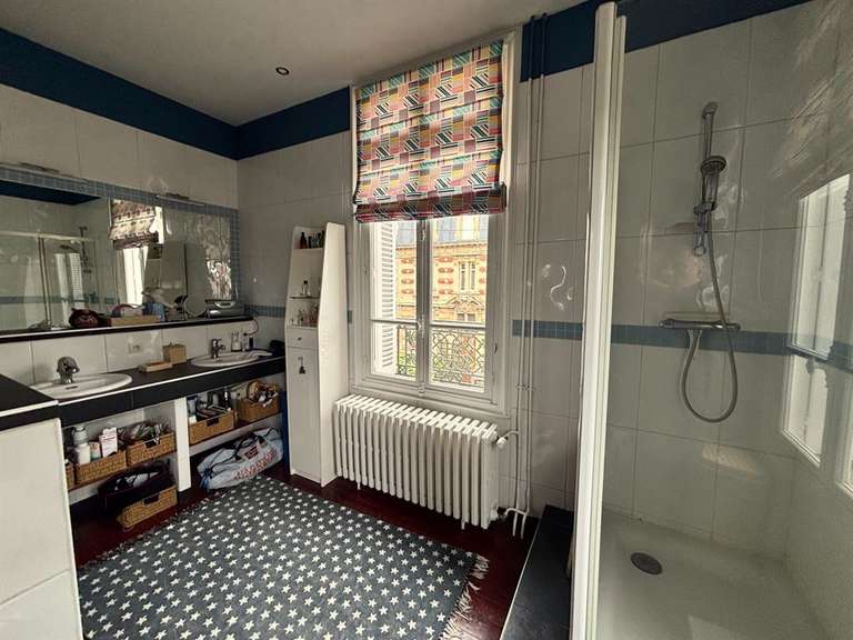 Maison Caen - 5 chambres - 245m²