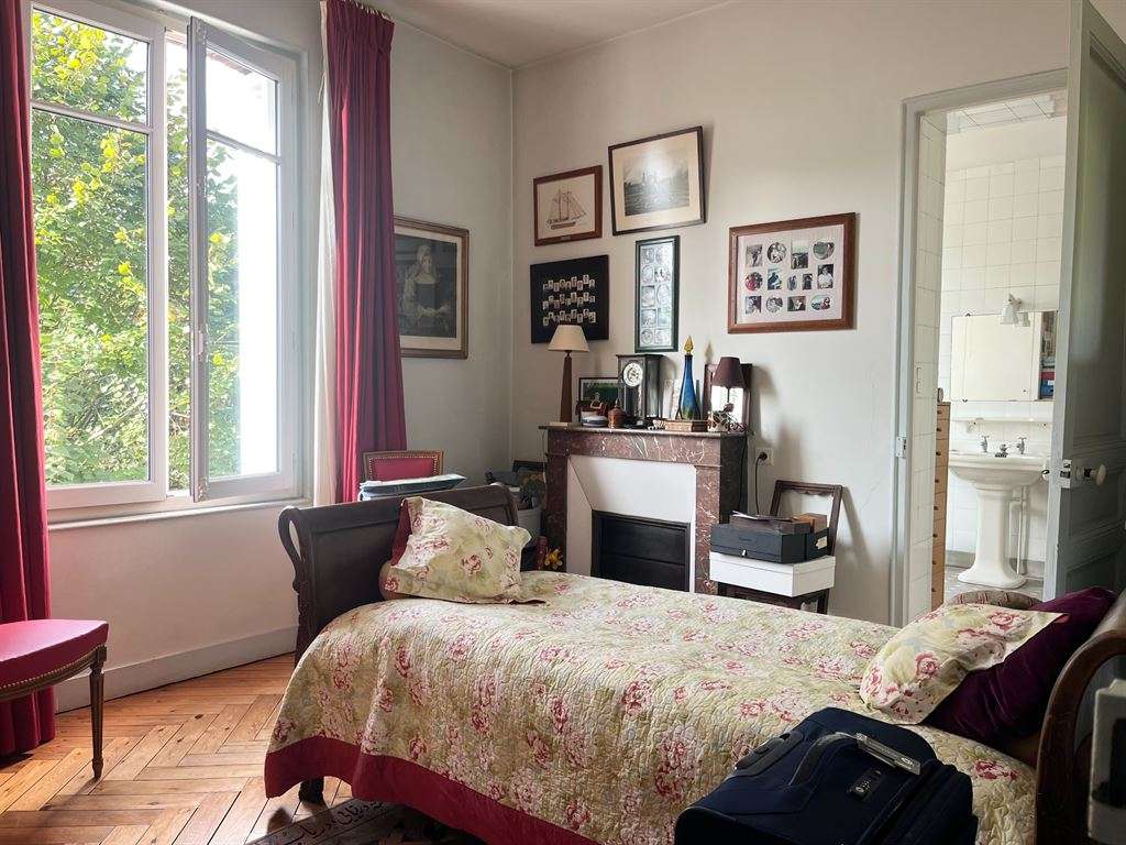 House Mont-Saint-Aignan