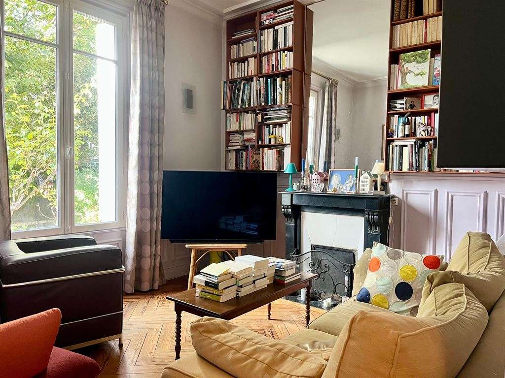 House Mont-Saint-Aignan