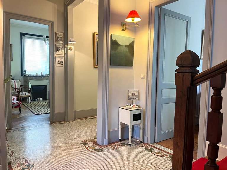 House Mont-Saint-Aignan - 6 bedrooms - 242m²
