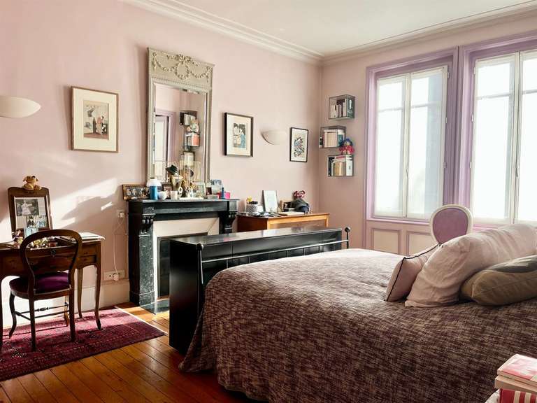 House Mont-Saint-Aignan - 6 bedrooms - 242m²