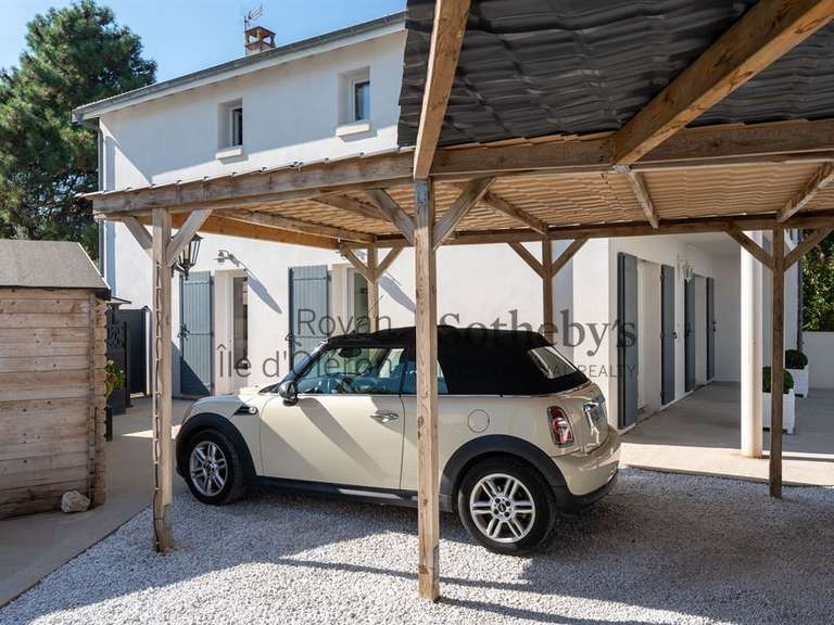Maison Saint-Trojan-les-Bains - 5 chambres - 130m²