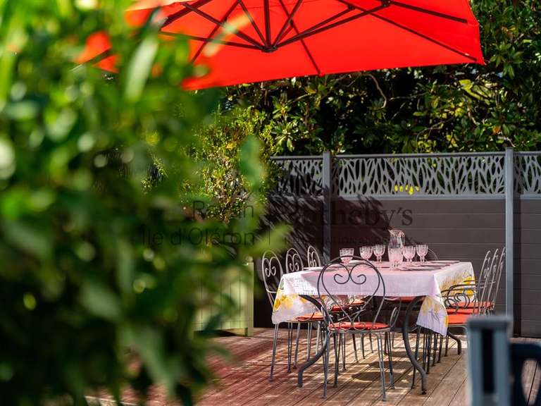 Maison Saint-Trojan-les-Bains - 5 chambres - 130m²