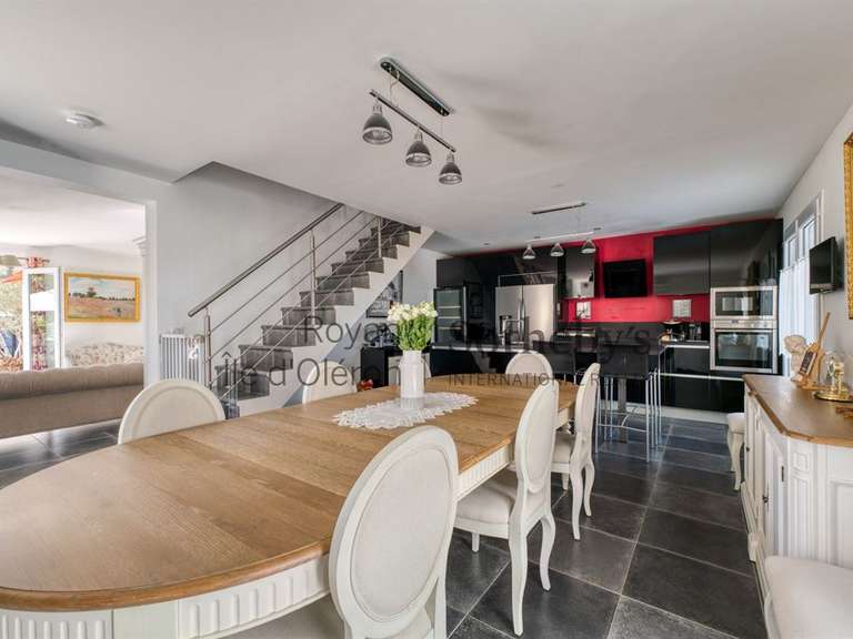 Maison Saint-Trojan-les-Bains - 5 chambres - 130m²