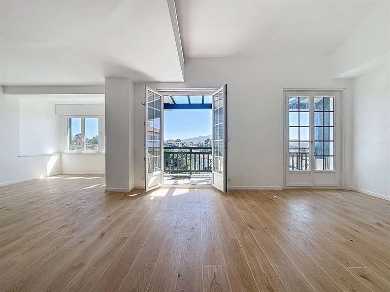 Maison Saint-Jean-de-Luz - 2 chambres - 105m²