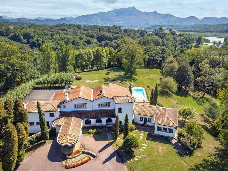 Maison Saint-Jean-de-Luz - 12 chambres - 1200m²