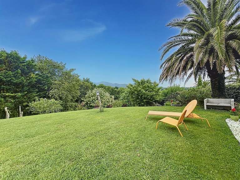 Maison Ascain - 3 chambres - 237m²