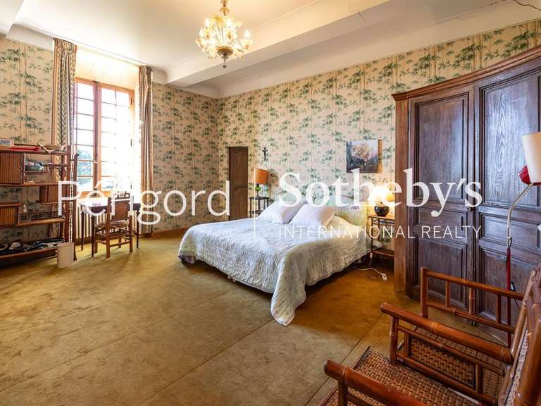 House Saint-Laurent-Des-Bâtons - 10 bedrooms - 500m²