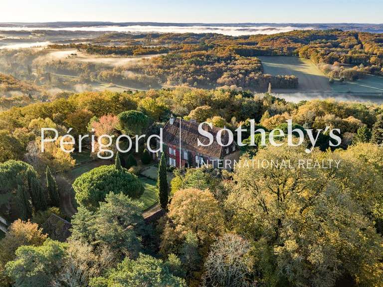 House Saint-Laurent-Des-Bâtons - 10 bedrooms - 500m²