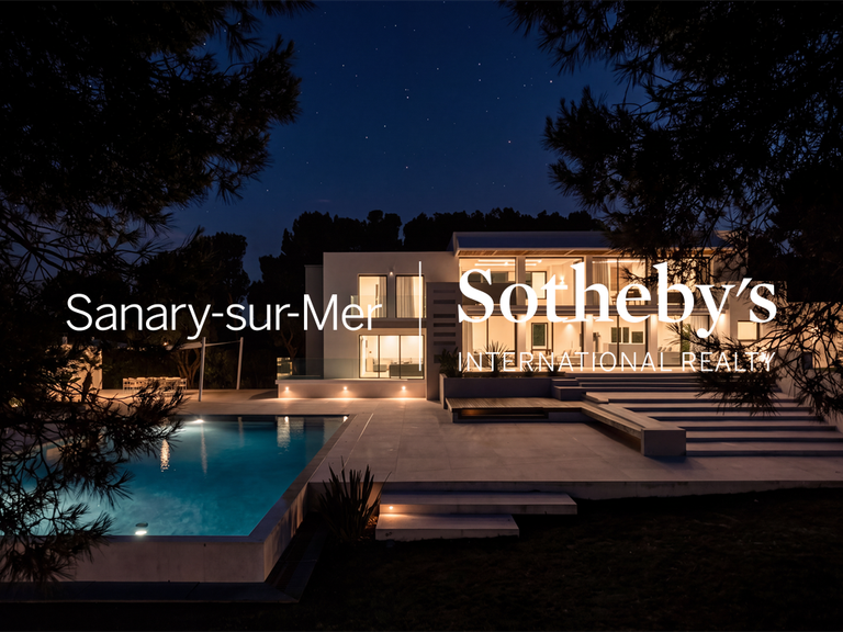 House with Sea view Saint-Cyr-sur-Mer - 6 bedrooms - 337m²