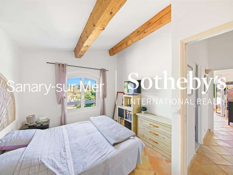 Maison Sanary-sur-Mer - 4 chambres - 142m²