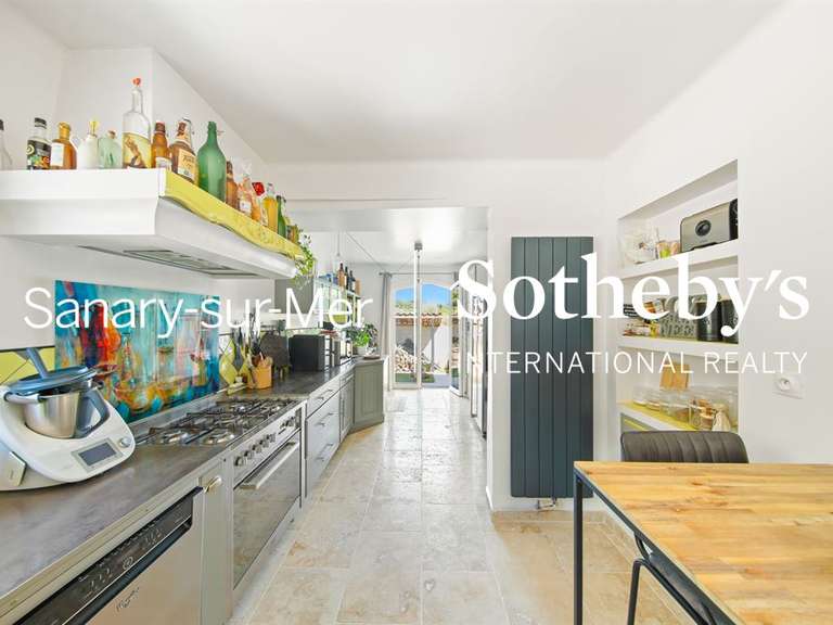 Maison Sanary-sur-Mer - 4 chambres - 142m²